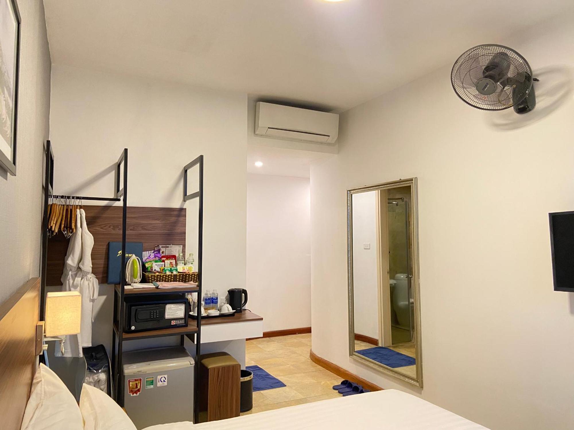 โรงแรมเอ 25 - 12 โง ซิ เลียน ฮานอย ภายนอก รูปภาพ